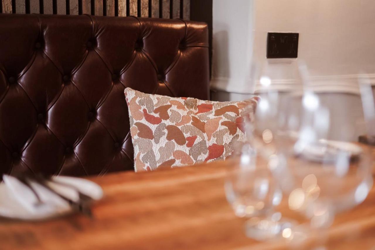 Royal Oak Hotel Ростуейт Екстериор снимка